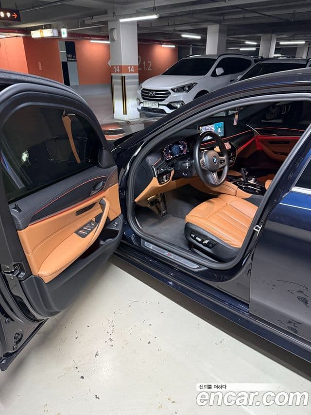 BMW 5시리즈 (G30) 520i M Sport, 2023 9