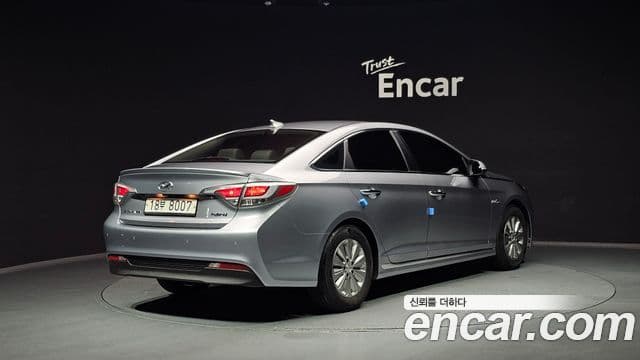 Hyundai LF Sonata гибрид Modern, 2016 2