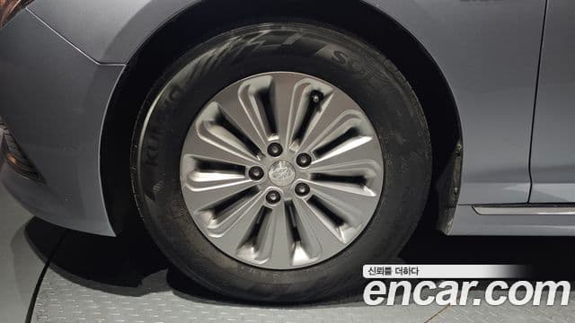 Hyundai LF Sonata гибрид Modern, 2016 все фото