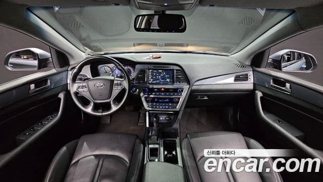 Hyundai LF Sonata гибрид Modern, 2016 7