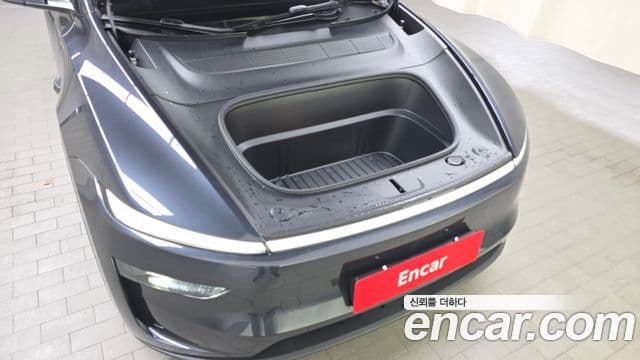 Tesla модель Y, 2025 6