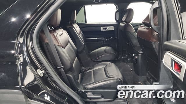 Ford Explorer 6세대 3.0 Platinum 4WD, 2022 12