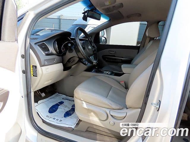 Kia All New Carnival Luxury, 2016 все фото