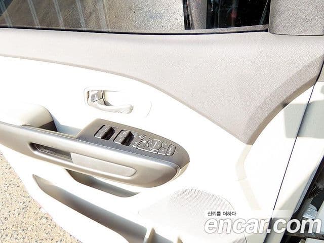 Kia All New Carnival Luxury, 2016 12