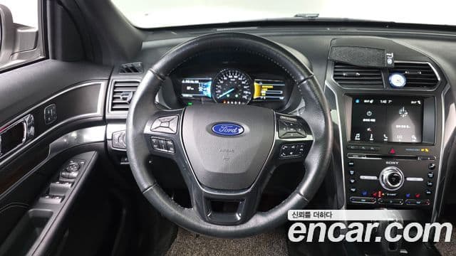 Ford Explorer 5세대, 2018 13