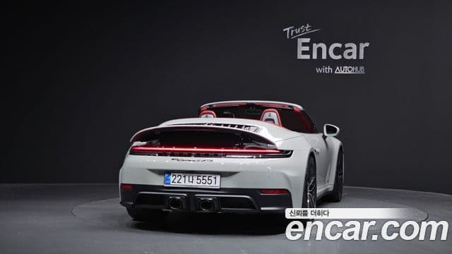 Porsche 911 (992) Carrera 4 GTS кабриолет, 2025 4