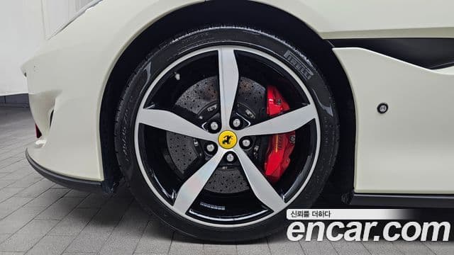 Ferrari 포르토피노 3.9 V8, 2019 все фото