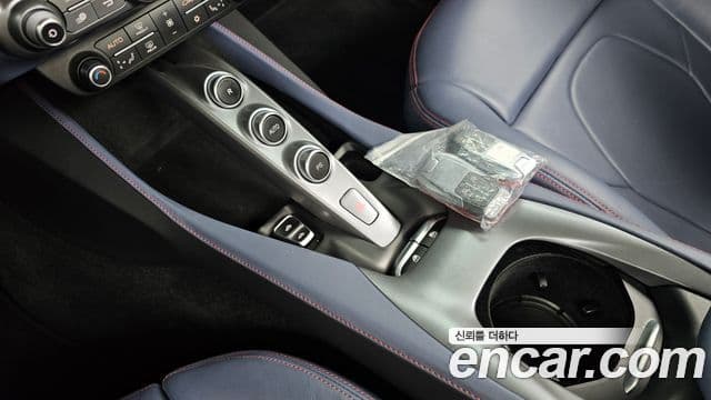 Ferrari 포르토피노 3.9 V8, 2019 9