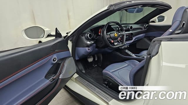 Ferrari 포르토피노 3.9 V8, 2019 10