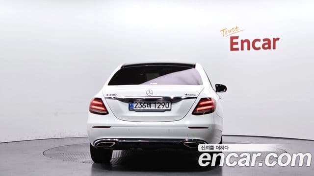 Mercedes-Benz E-класс W213 Avantgarde, 2018 4
