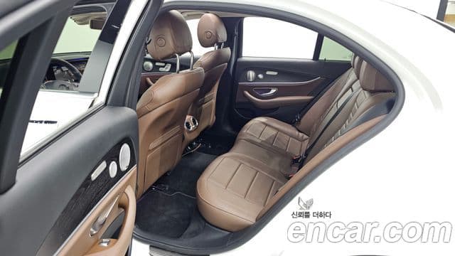 Mercedes-Benz E-класс W213 Avantgarde, 2018 9