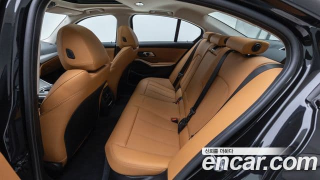 BMW 3시리즈 (G20), 2025 12