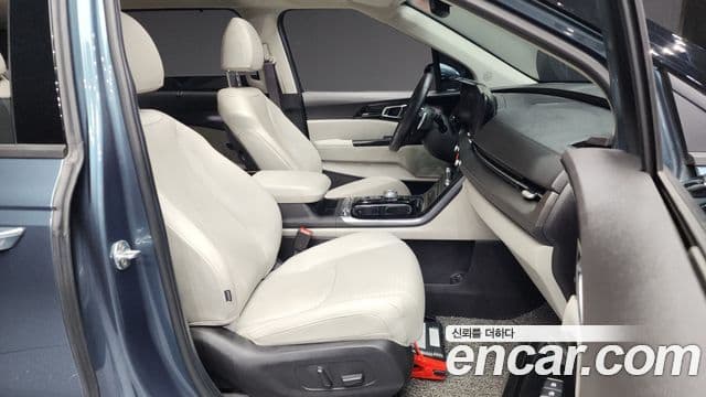 Kia Carnival 4세대 Signature, 2021 11