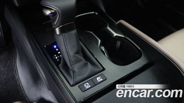 Lexus ES300h 7세대 Luxury Plus, 2026 8