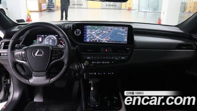 Lexus ES300h 7세대 Luxury Plus, 2026 11