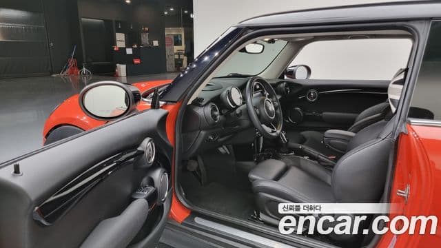 Mini Cooper 3세대, 2020 10