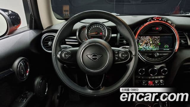 Mini Cooper 3세대, 2020 13