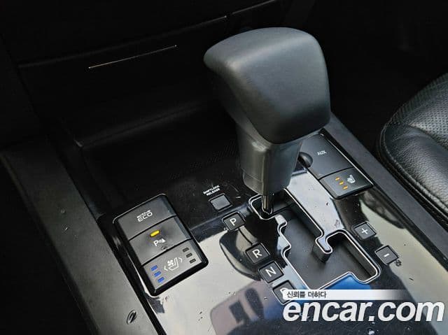 Kia Mohave 4WD KV300, 2012 9