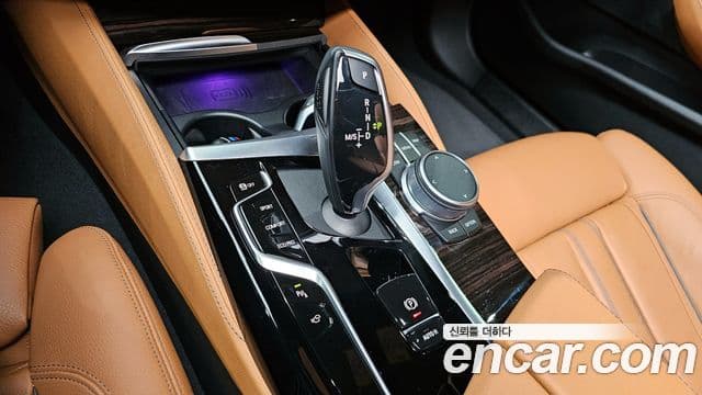 BMW 5시리즈 (G30) 520i M Sport, 2021 9