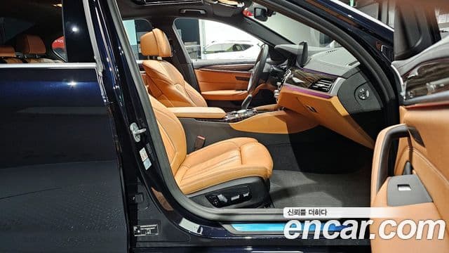 BMW 5시리즈 (G30) 520i M Sport, 2021 10