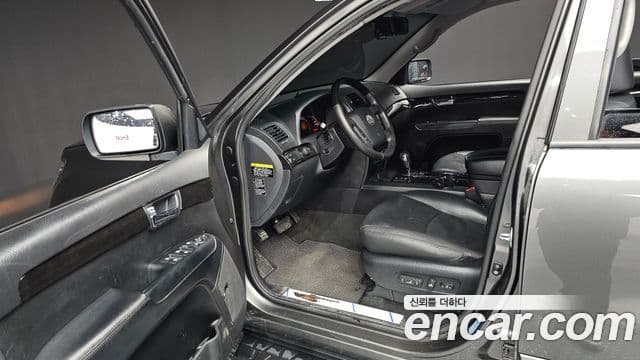 Kia Mohave 4WD QV300, 2013 11