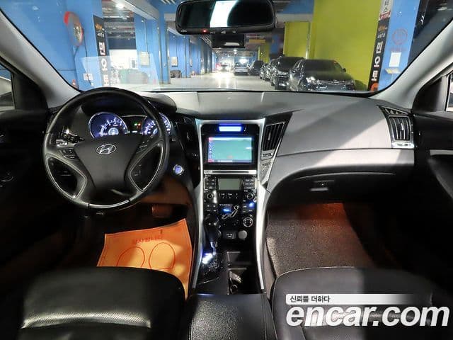 Hyundai YF Sonata Premier, 2011 все фото