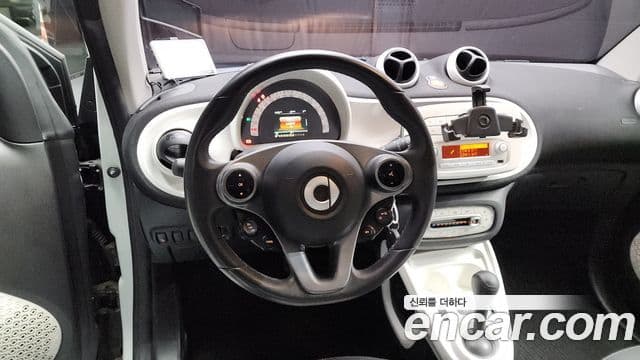 Smart 포투 купе 3세대 1.0 Fashion, 2015 12