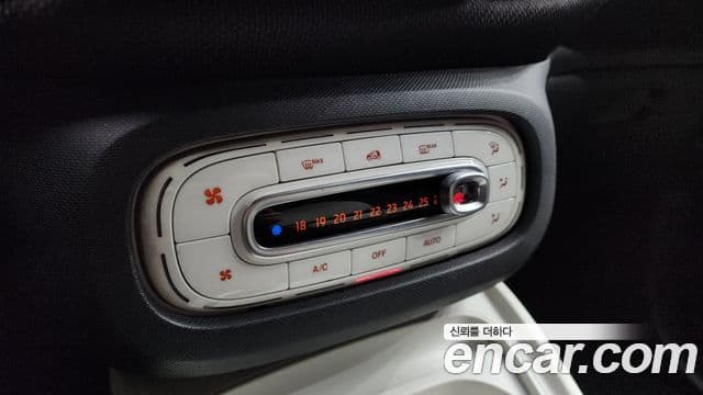 Smart 포투 купе 3세대 1.0 Fashion, 2015 15