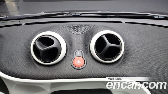 Smart 포투 купе 3세대 1.0 Fashion, 2015 18