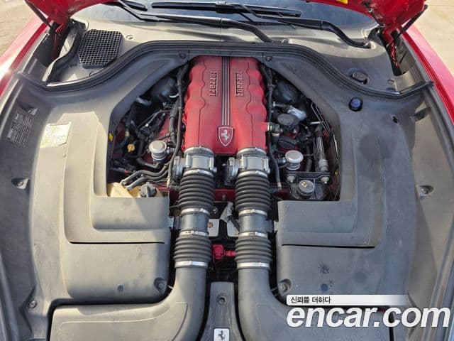Ferrari 캘리포니아 4.3 V8, 2010 9