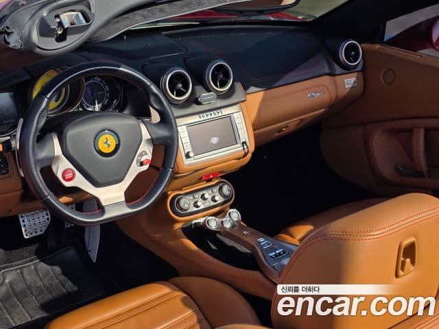 Ferrari 캘리포니아 4.3 V8, 2010 17