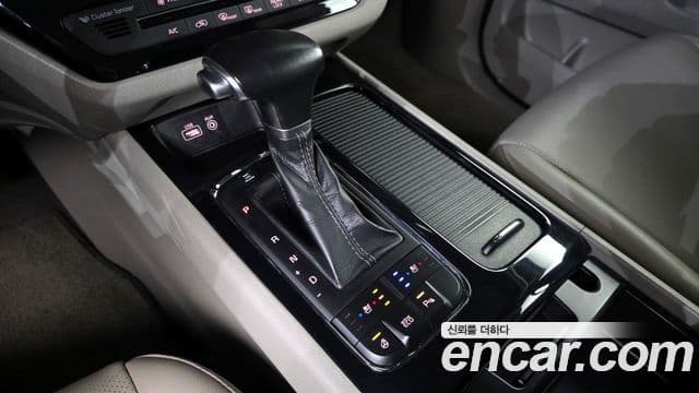 Kia All New Carnival Prestige, 2017 9