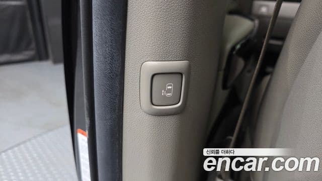 Kia All New Carnival Prestige, 2017 18