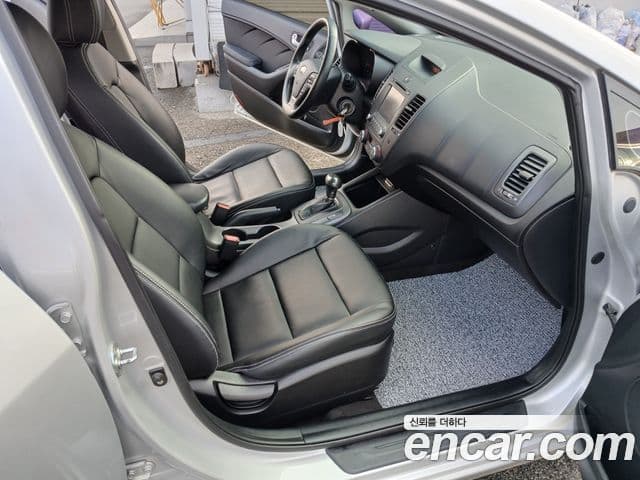 Kia K3 Luxury, 2015 11