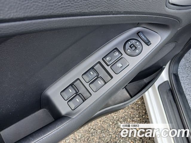 Kia K3 Luxury, 2015 14