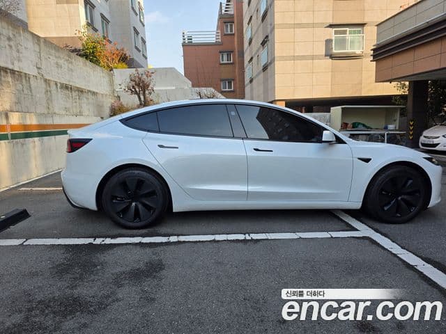 Tesla модель 3 Long Range AWD, 2025 2