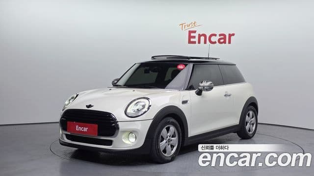 Mini Cooper D 3세대, 2016 1
