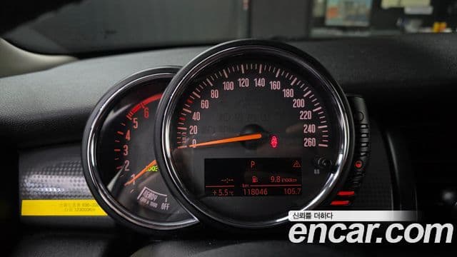 Mini Cooper D 3세대, 2016 8