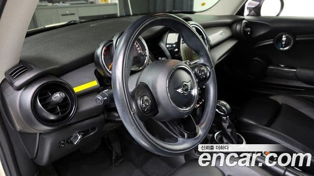 Mini Cooper D 3세대, 2016 17