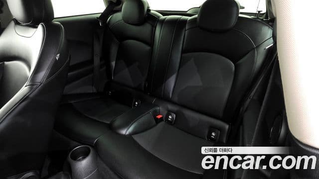 Mini Cooper D 3세대, 2016 20