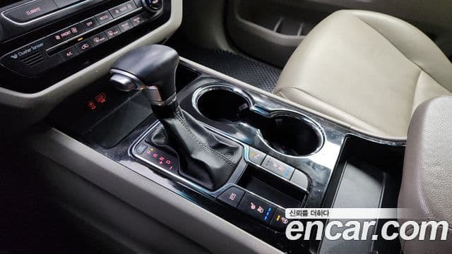 Kia The / новый New Carnival Prestige, 2019 9