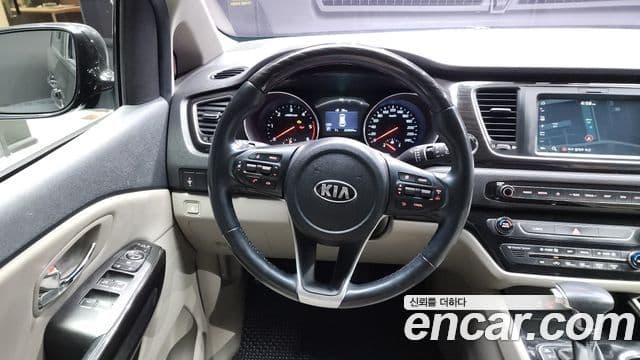 Kia The / новый New Carnival Prestige, 2019 13