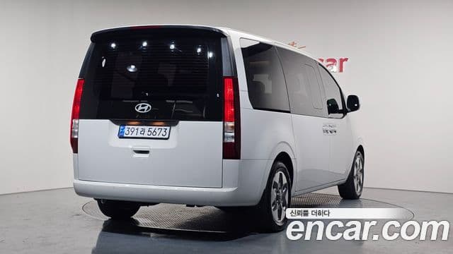 Hyundai Staria Modern, 2025 2