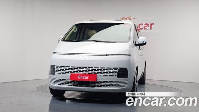 Hyundai Staria Modern, 2025 3