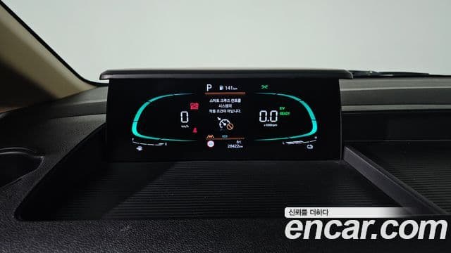 Hyundai Staria Modern, 2025 8