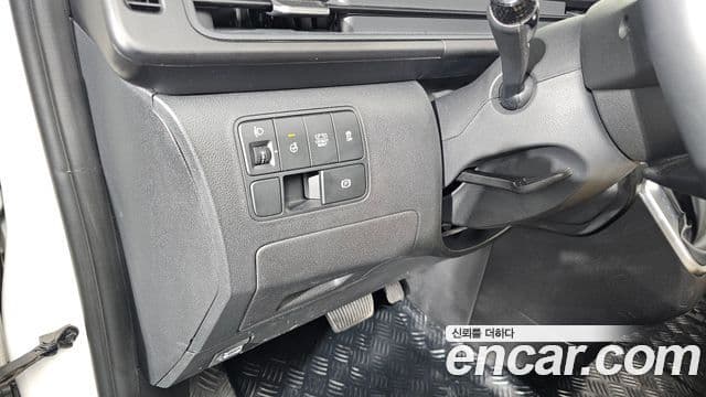 Hyundai Staria Modern, 2025 14