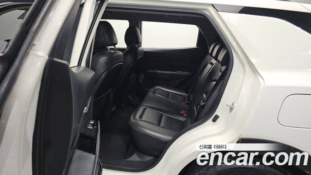 KG모빌리티(SsangYong) Beautiful Korando бензин 1.5 2WD C5, 2020 11