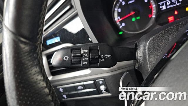 KG모빌리티(SsangYong) Beautiful Korando бензин 1.5 2WD C5, 2020 14