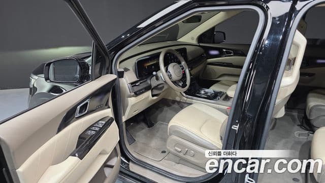 Kia Carnival 4세대 Signature, 2023 10