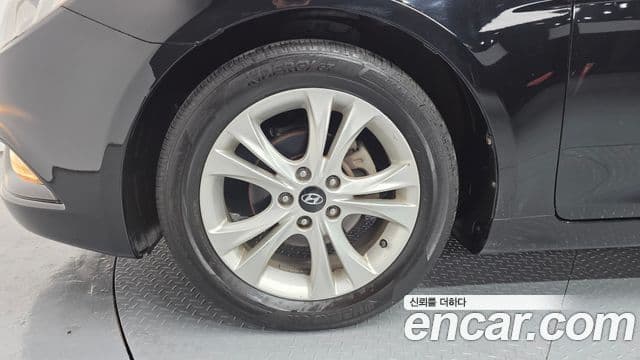 Hyundai YF Sonata Premier, 2011 все фото